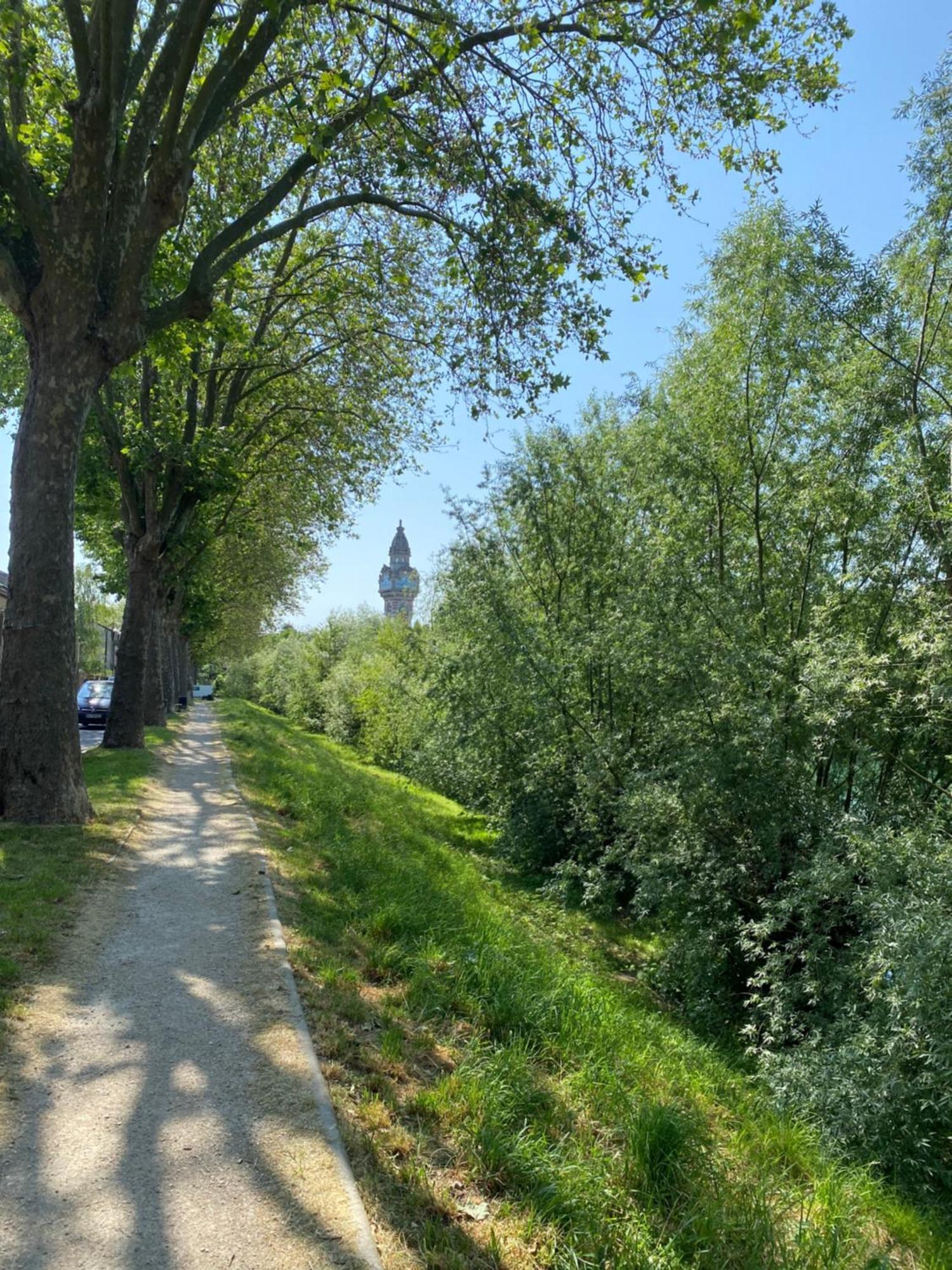 Bienvenue Au Quai 27 Épernay Exterior foto